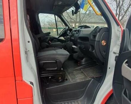 Рено Мастер 2017 в Киеве на Automoto.ua Красный Рено Мастер, объемом двигателя 2.3 л и пробегом 450 тыс. км за 15999 $, фото 8 на Automoto.ua