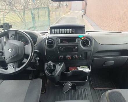 Рено Мастер 2017 в Киеве на Automoto.ua Красный Рено Мастер, объемом двигателя 2.3 л и пробегом 450 тыс. км за 15999 $, фото 10 на Automoto.ua