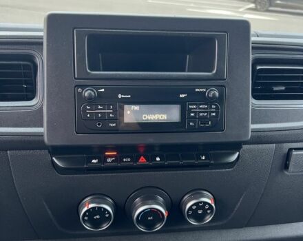 Рено Мастер, объемом двигателя 0 л и пробегом 0 тыс. км за 17777 $, фото 9 на Automoto.ua