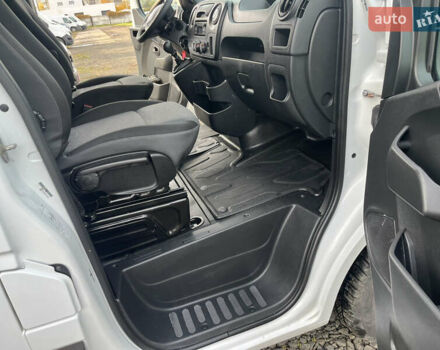 Рено Мастер, объемом двигателя 2.3 л и пробегом 350 тыс. км за 15480 $, фото 15 на Automoto.ua