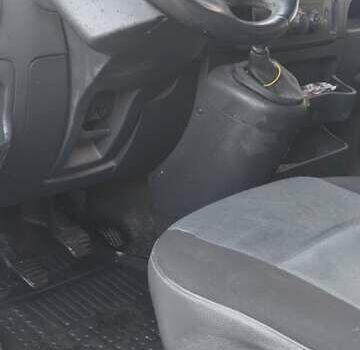 Рено Мастер, объемом двигателя 2.3 л и пробегом 380 тыс. км за 11000 $, фото 6 на Automoto.ua