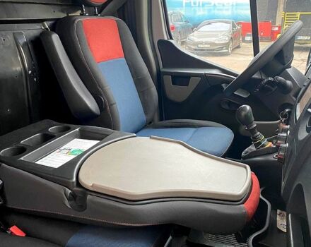 Рено Мастер, объемом двигателя 2.3 л и пробегом 220 тыс. км за 17000 $, фото 2 на Automoto.ua