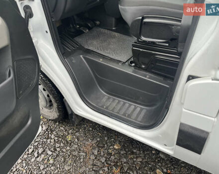 Рено Мастер, объемом двигателя 2.3 л и пробегом 200 тыс. км за 18800 $, фото 10 на Automoto.ua