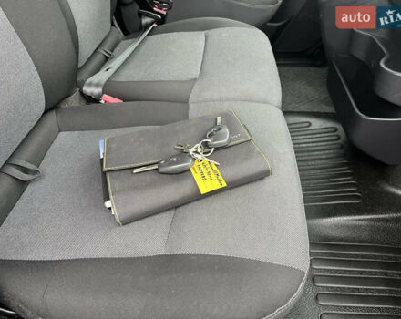 Рено Мастер, объемом двигателя 2.3 л и пробегом 200 тыс. км за 18800 $, фото 46 на Automoto.ua