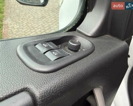 Рено Мастер, объемом двигателя 2.3 л и пробегом 309 тыс. км за 18000 $, фото 28 на Automoto.ua