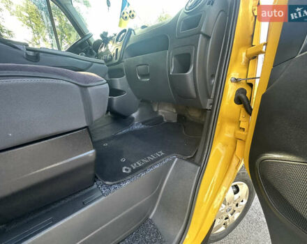 Жовтий Рено Мастєр, об'ємом двигуна 2.3 л та пробігом 537 тис. км за 16500 $, фото 26 на Automoto.ua