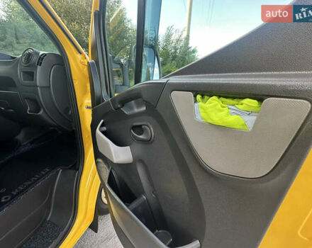 Жовтий Рено Мастєр, об'ємом двигуна 2.3 л та пробігом 537 тис. км за 16500 $, фото 25 на Automoto.ua