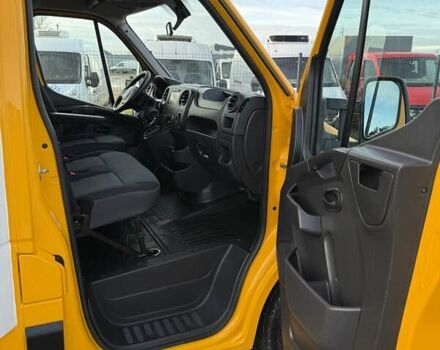 Желтый Рено Мастер, объемом двигателя 2.3 л и пробегом 260 тыс. км за 23499 $, фото 40 на Automoto.ua