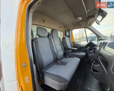 Желтый Рено Мастер, объемом двигателя 2.3 л и пробегом 260 тыс. км за 23499 $, фото 41 на Automoto.ua