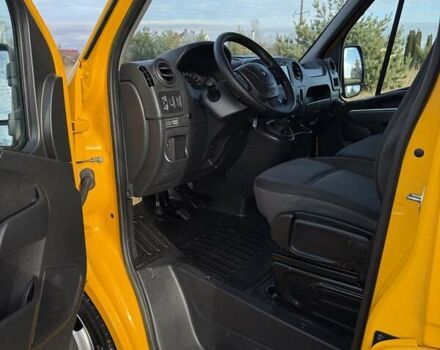 Желтый Рено Мастер, объемом двигателя 2.3 л и пробегом 260 тыс. км за 23499 $, фото 39 на Automoto.ua