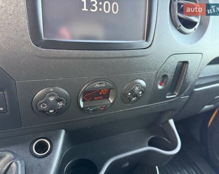 Желтый Рено Мастер, объемом двигателя 2.3 л и пробегом 260 тыс. км за 23499 $, фото 43 на Automoto.ua