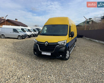 Желтый Рено Мастер, объемом двигателя 2.3 л и пробегом 197 тыс. км за 23000 $, фото 1 на Automoto.ua