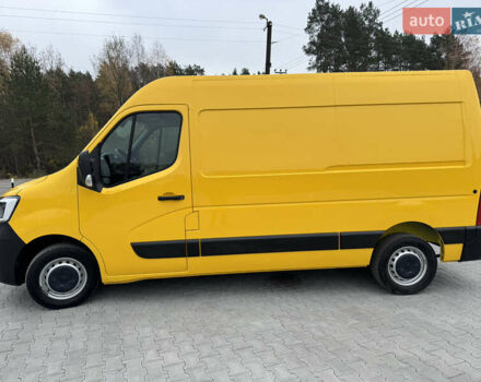 Желтый Рено Мастер, объемом двигателя 0 л и пробегом 240 тыс. км за 17900 $, фото 2 на Automoto.ua