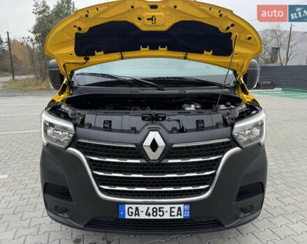 Желтый Рено Мастер, объемом двигателя 0 л и пробегом 240 тыс. км за 17900 $, фото 22 на Automoto.ua
