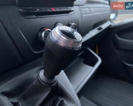 Жовтий Рено Мастєр, об'ємом двигуна 2.3 л та пробігом 241 тис. км за 18999 $, фото 23 на Automoto.ua