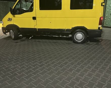 Желтый Рено Мастер, объемом двигателя 2.8 л и пробегом 300 тыс. км за 2500 $, фото 6 на Automoto.ua