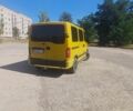 Желтый Рено Мастер, объемом двигателя 2.2 л и пробегом 430 тыс. км за 4900 $, фото 2 на Automoto.ua