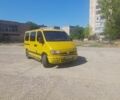 Желтый Рено Мастер, объемом двигателя 2.2 л и пробегом 430 тыс. км за 4900 $, фото 1 на Automoto.ua