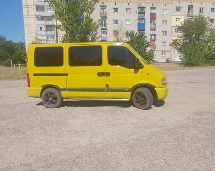 Желтый Рено Мастер, объемом двигателя 2.2 л и пробегом 430 тыс. км за 4900 $, фото 1 на Automoto.ua