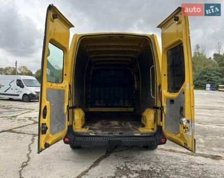 Желтый Рено Мастер, объемом двигателя 2.3 л и пробегом 434 тыс. км за 9500 $, фото 15 на Automoto.ua
