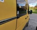 Желтый Рено Мастер, объемом двигателя 2.3 л и пробегом 261 тыс. км за 11900 $, фото 3 на Automoto.ua