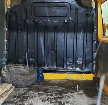 Желтый Рено Мастер, объемом двигателя 2.3 л и пробегом 261 тыс. км за 11900 $, фото 32 на Automoto.ua