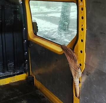 Желтый Рено Мастер, объемом двигателя 2.3 л и пробегом 261 тыс. км за 11900 $, фото 33 на Automoto.ua