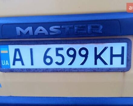 Желтый Рено Мастер, объемом двигателя 2.3 л и пробегом 198 тыс. км за 12000 $, фото 1 на Automoto.ua