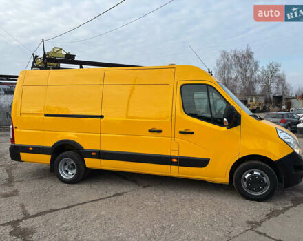 Желтый Рено Мастер, объемом двигателя 2.3 л и пробегом 197 тыс. км за 20700 $, фото 3 на Automoto.ua