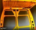 Желтый Рено Мастер, объемом двигателя 2.3 л и пробегом 190 тыс. км за 22000 $, фото 2 на Automoto.ua