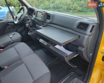 Желтый Рено Мастер, объемом двигателя 2.3 л и пробегом 217 тыс. км за 18200 $, фото 50 на Automoto.ua