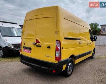 Желтый Рено Мастер, объемом двигателя 2.3 л и пробегом 233 тыс. км за 17600 $, фото 3 на Automoto.ua