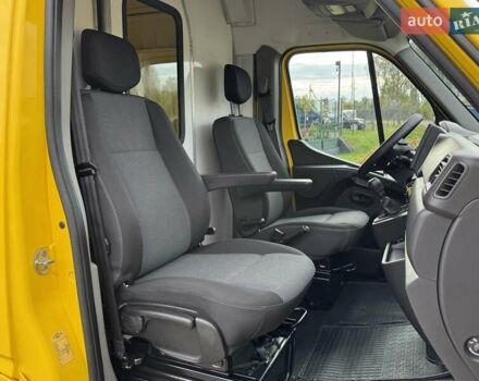 Желтый Рено Мастер, объемом двигателя 2.3 л и пробегом 193 тыс. км за 18800 $, фото 23 на Automoto.ua
