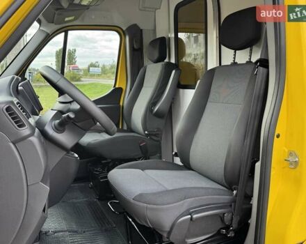 Желтый Рено Мастер, объемом двигателя 2.3 л и пробегом 193 тыс. км за 18800 $, фото 29 на Automoto.ua