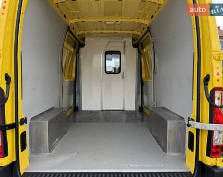 Желтый Рено Мастер, объемом двигателя 2.3 л и пробегом 193 тыс. км за 18800 $, фото 17 на Automoto.ua