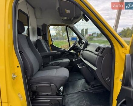 Желтый Рено Мастер, объемом двигателя 2.3 л и пробегом 193 тыс. км за 18800 $, фото 22 на Automoto.ua