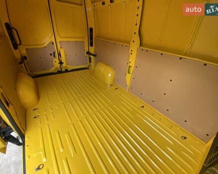 Жовтий Рено Мастєр, об'ємом двигуна 2.3 л та пробігом 257 тис. км за 17998 $, фото 48 на Automoto.ua