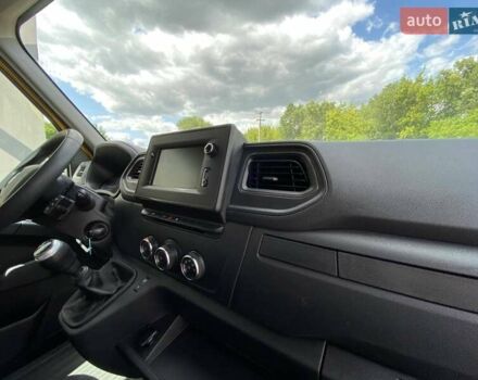 Желтый Рено Мастер, объемом двигателя 2.3 л и пробегом 258 тыс. км за 17999 $, фото 49 на Automoto.ua