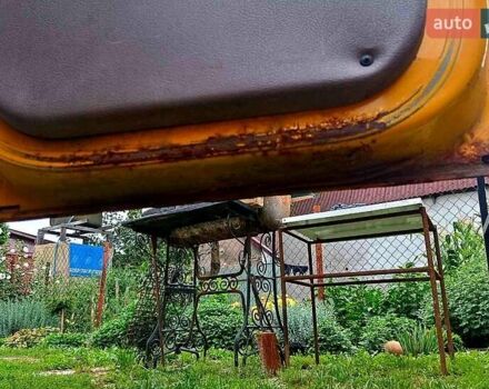 Жовтий Рено Мастєр, об'ємом двигуна 2.8 л та пробігом 356 тис. км за 2800 $, фото 2 на Automoto.ua