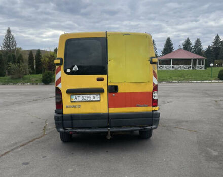 Желтый Рено Мастер, объемом двигателя 2.5 л и пробегом 250 тыс. км за 3750 $, фото 3 на Automoto.ua