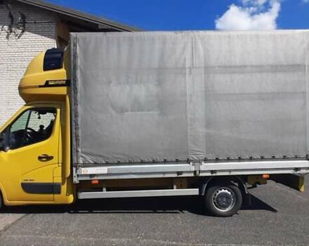 Желтый Рено Мастер, объемом двигателя 2.3 л и пробегом 630 тыс. км за 10400 $, фото 2 на Automoto.ua