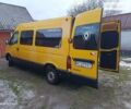 Желтый Рено Мастер, объемом двигателя 2.8 л и пробегом 350 тыс. км за 4800 $, фото 10 на Automoto.ua