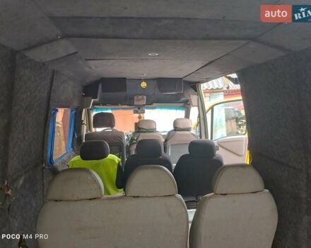 Желтый Рено Мастер, объемом двигателя 2.8 л и пробегом 350 тыс. км за 4800 $, фото 1 на Automoto.ua
