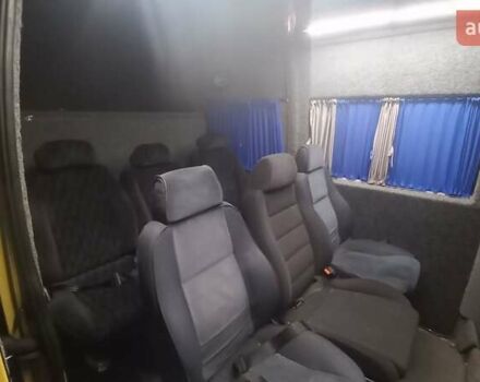 Желтый Рено Мастер, объемом двигателя 2.5 л и пробегом 560 тыс. км за 8700 $, фото 8 на Automoto.ua