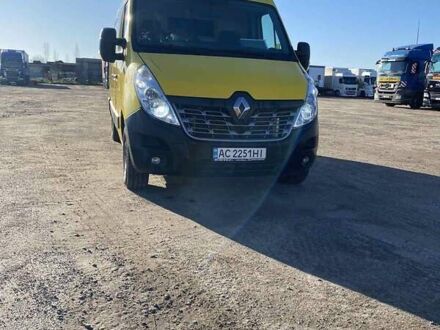 Желтый Рено Мастер, объемом двигателя 2.3 л и пробегом 320 тыс. км за 16500 $, фото 1 на Automoto.ua