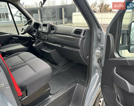 Серый Рено Мастер, объемом двигателя 0 л и пробегом 267 тыс. км за 22477 $, фото 32 на Automoto.ua