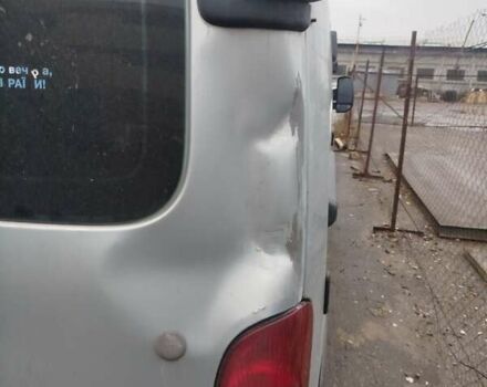 Серый Рено Мастер, объемом двигателя 2.46 л и пробегом 424 тыс. км за 7000 $, фото 9 на Automoto.ua