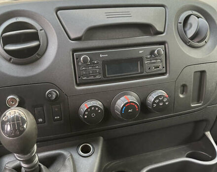 Сірий Рено Мастєр, об'ємом двигуна 2.3 л та пробігом 228 тис. км за 17800 $, фото 11 на Automoto.ua