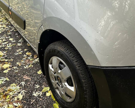 Сірий Рено Мастєр, об'ємом двигуна 2.3 л та пробігом 228 тис. км за 17800 $, фото 4 на Automoto.ua