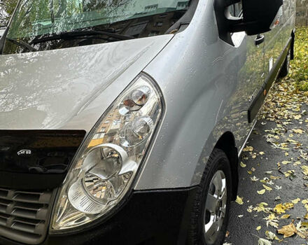 Сірий Рено Мастєр, об'ємом двигуна 2.3 л та пробігом 228 тис. км за 17800 $, фото 1 на Automoto.ua